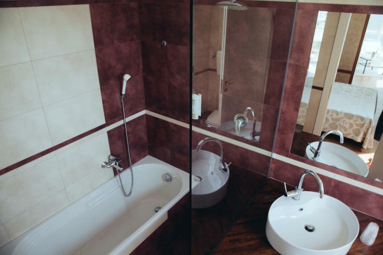 Hotel Astor B&B Lido di Classe Extérieur photo